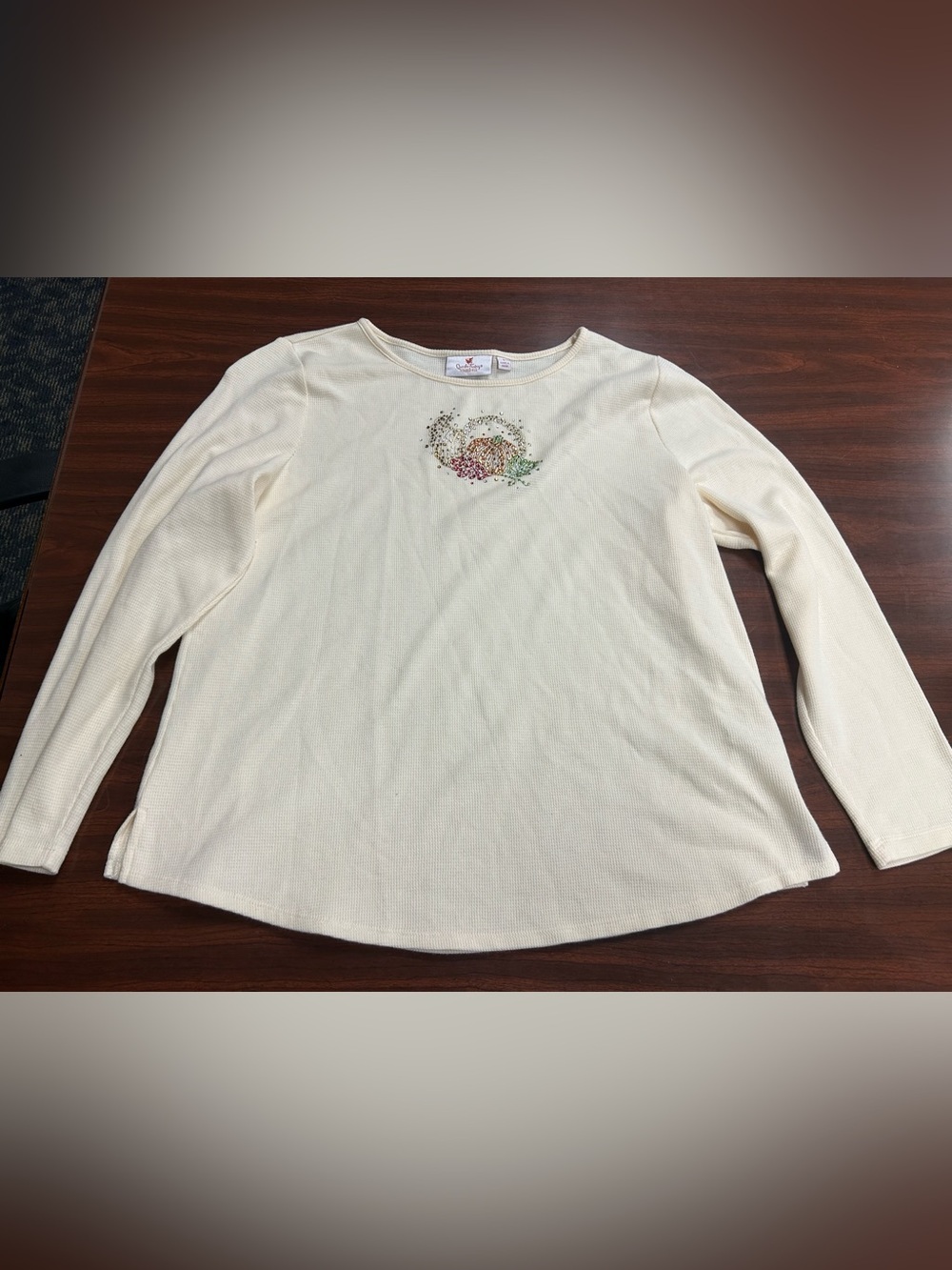 Quacker Factory women's size L Cream Pumpkin Rhinestone Waffle Knit long sleeve